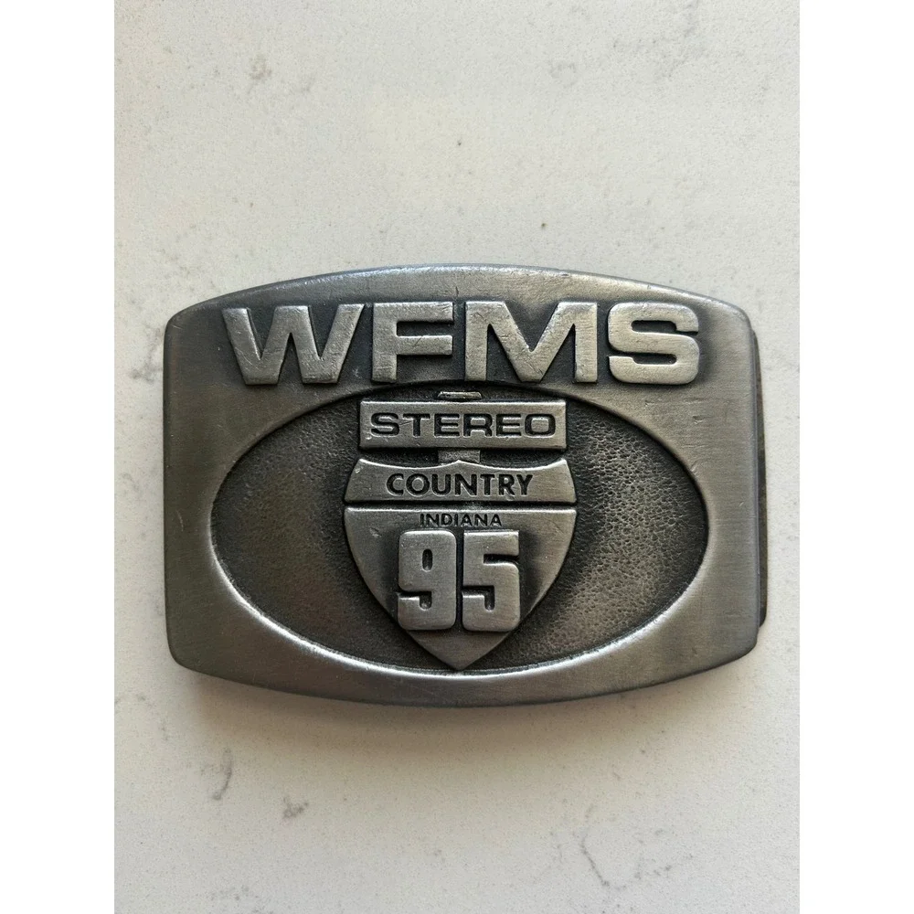 Vintage WFMS 95 Stereo Country Radio Station Belt Buckle W.E. Stineburg Studio